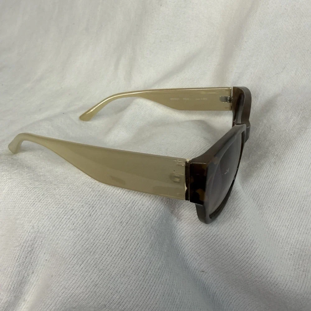 Foster Grant Tortoise Shell Fashion Sunglasses UV Protection Gradient Smoke Lens